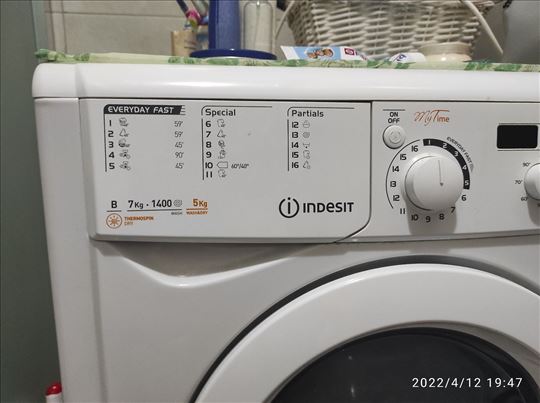 Indesid mašina - pranje ,sušenje