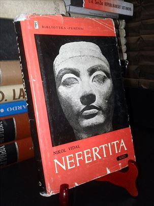 Nefertita - Nikol Vidal