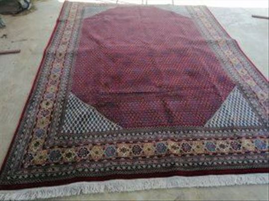 Prodajem polovni persiski tepih 
