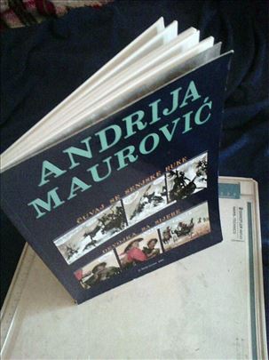 Andreja Maurovic, Cuvaj se Senjske ruke, Devojka  