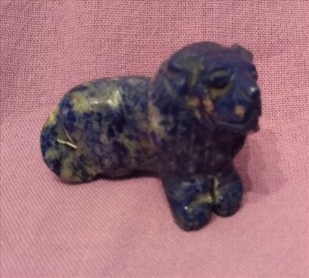  Figurina Lav, lapis lazuli