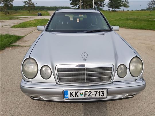 Mercedes okonja E 250 Dizel 83 KW 1998 god stranac