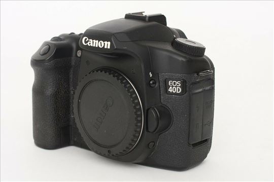 Canon 40D telo + Canon 28-80mm II