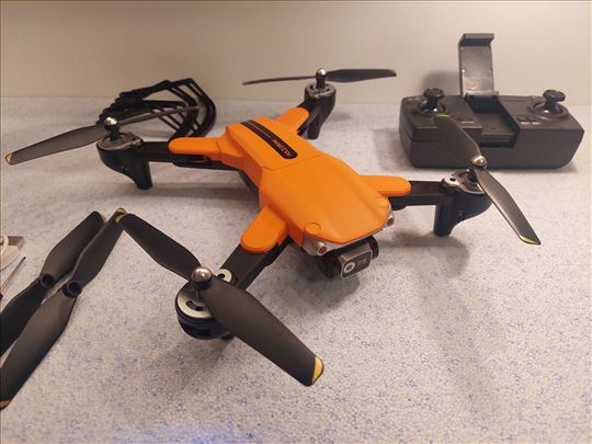 Novi model fold drone 818 AE5 dron sa dve baterije