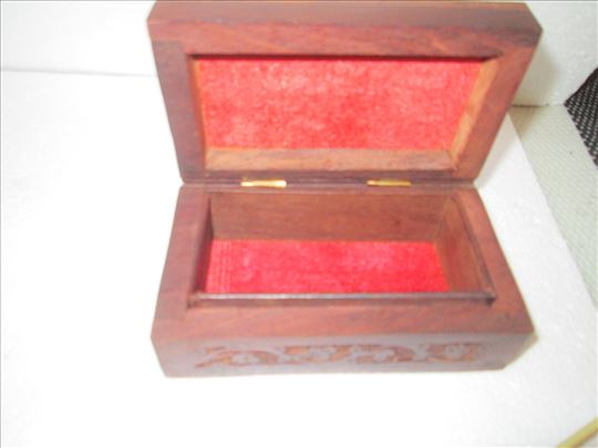 Starinska, drvena kutija za nakit 