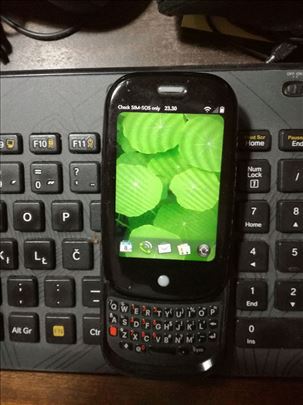 Palm pre mobilni telefon