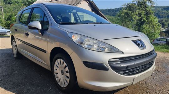 Peugeot 207 1.6HDi90 Active
