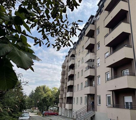 Vojvode Stepe 445 odmah useljiv nov stan 