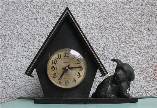  Kvarcni sat Molnia -  21cm - radi veoma tačno