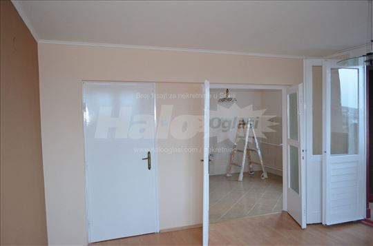 Stan 72m2 Braće Jerković (prazan)