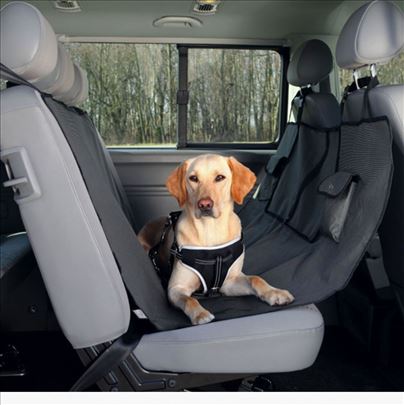Prekrivač za auto sedište prilikom vožnje pasa