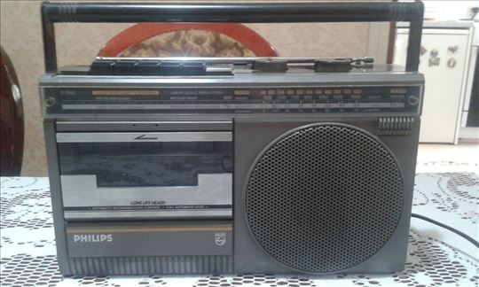 Radio kasetofon Philips 