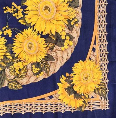 Velika svilena marama sa suncokretima 93 x90 cm