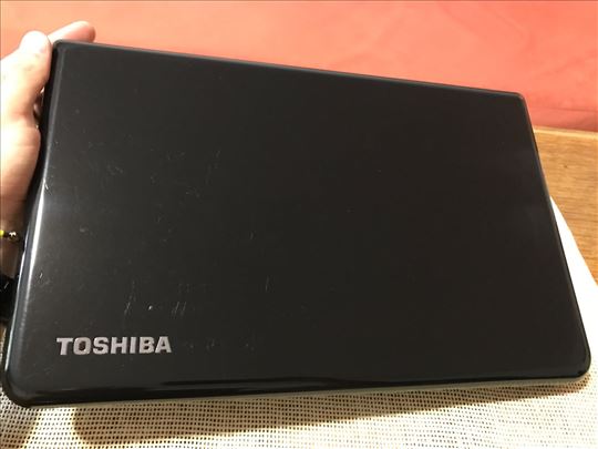 Toshiba laptop i5/8GB/240GB SSD