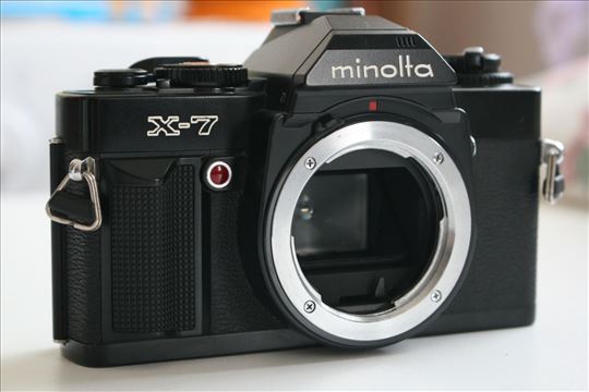 Minolta X-7 