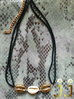 Ogrlica skoljke i perle