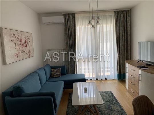 New minel-moderan apartman