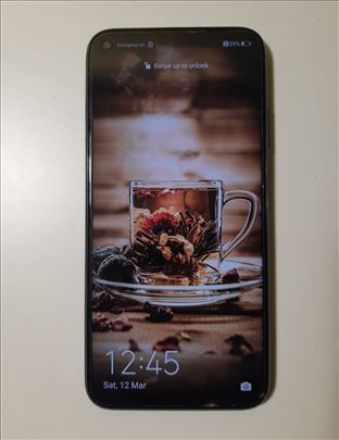 Huawei P40 Lite Top stanje 6.4 inca 6gb/128gb Dual