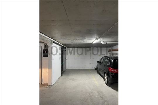 Beograd, Dušanovac, Garaža, 12m2