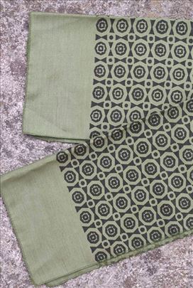 Retro šal - unisex 116x39 cm nema etiketu