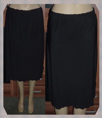 Crna elegantna suknja na gumu gore vel 42