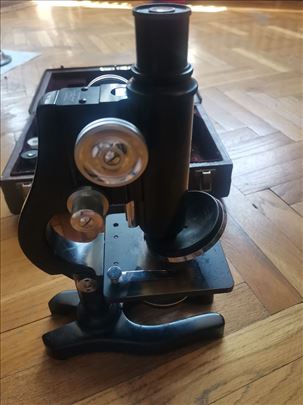 Profesionalni mikroskop