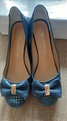 Prodajem nove zenske cipele