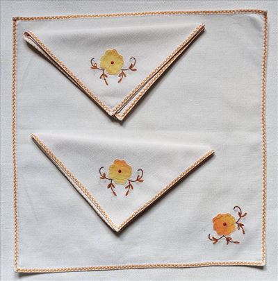 Vintage unikatne ručno radjene maramice 