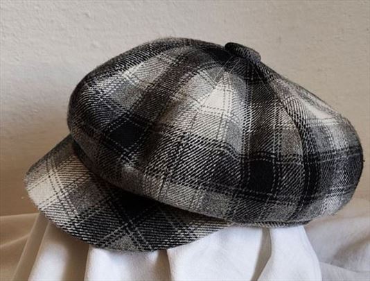 Nov karo deblji kačket N.N.Fashion