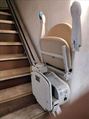 Lift stolica za prave stepenište ugradnja