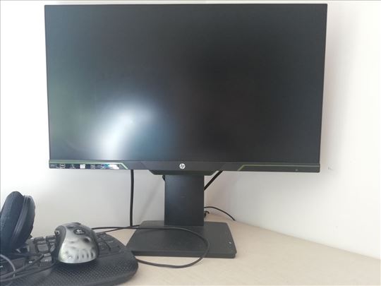 Računar sa monitorom 