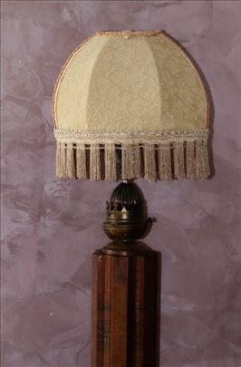 Stona lampa Chippendale 1910.