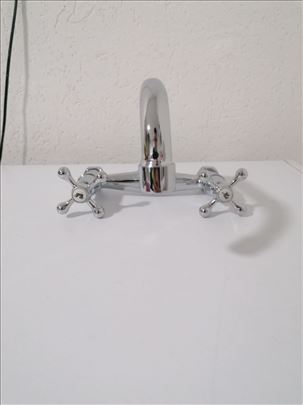 Slavina za lavabo sa Virble model 7, novo