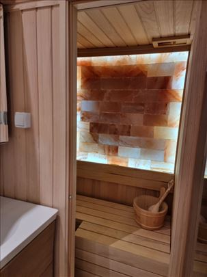 Luksuzna sauna od belog bora