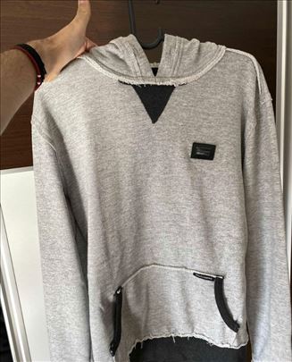 Dolce & Gabbana duks