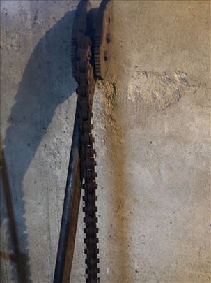 Klesta za cevi sa lancem