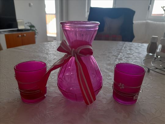 Vazica i 2 ukrasne čaše sa svecama