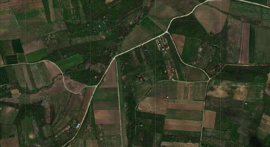 Parcela sa započetom gradnjom 40ari