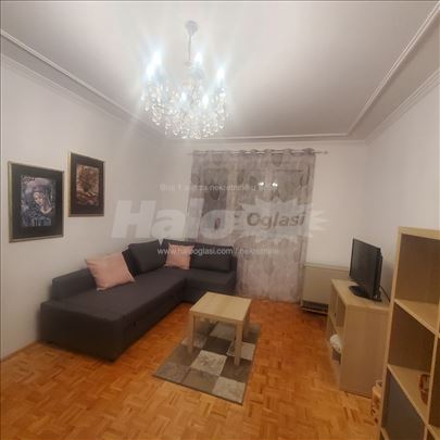 Garsonjera Kanarevo/Miljakovac ll