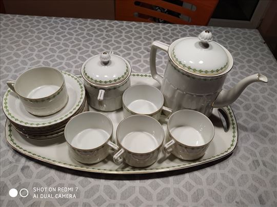 Porcelanski servis za čaj 