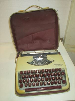 Pisača mašina Olimpia Splendid 33