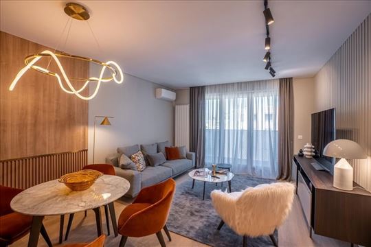 Designer apartment - Novi Beograd - Garažno mesto