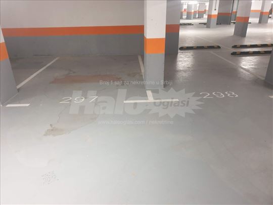 Garazno mesto-New Minel/Bela Reka restoran/Blok 64