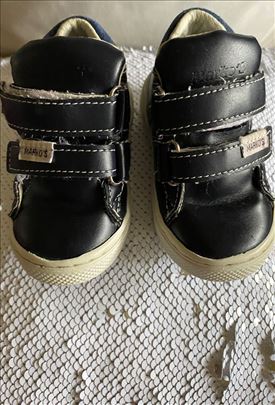 Cipele za prohodavanje za dečake
