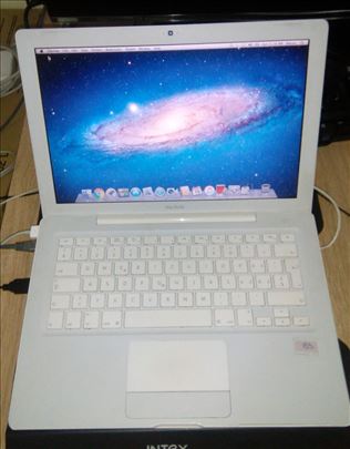 Laptop (83) MacBook A1181