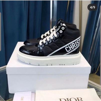 Dior sneakers 