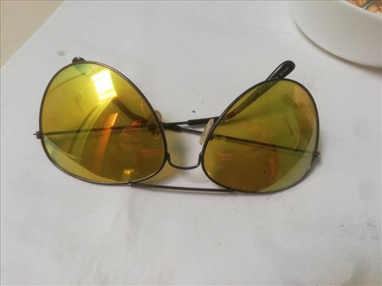 Naočare za sunce žute