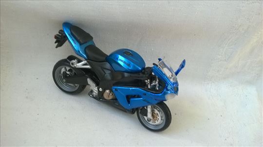 Motor Burago Kawasaki Ninja ZX 10R