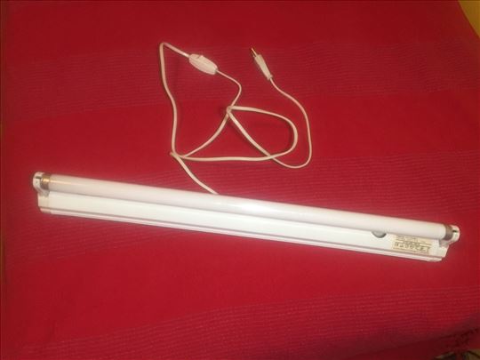 Philips neonka komplet telo i sijalica  62cm