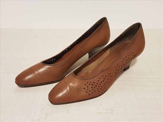 Ženske cipele br. 40 (25 cm)